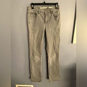 Jones New York Size 4 Light Grey Lexington Straight Jeans